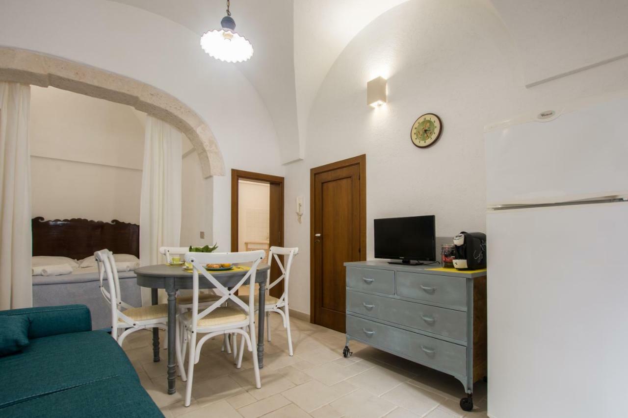 Dimora Zafferano - Guest House Ostuni Exterior foto
